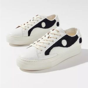 Soludos Yin Yang Platform Sneaker